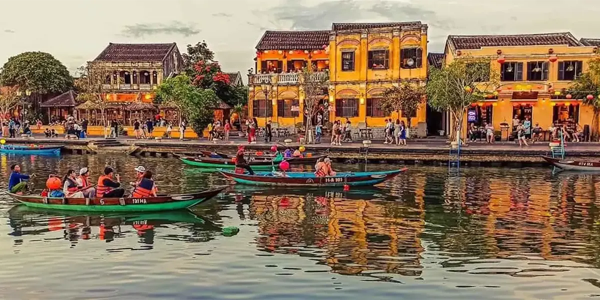 Hoi An SafeCarDaNang Hội An 4
